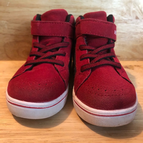Dream Seek High Top Sneakers Boys 7 USA 23 EURO - Picture 2 of 10